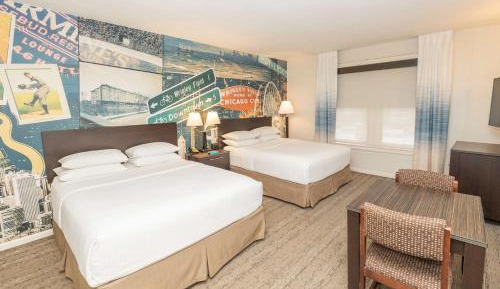 Corner Queen Room with Two Queen Beds