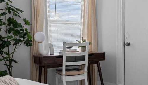 Queen Room with Shared Bathroom