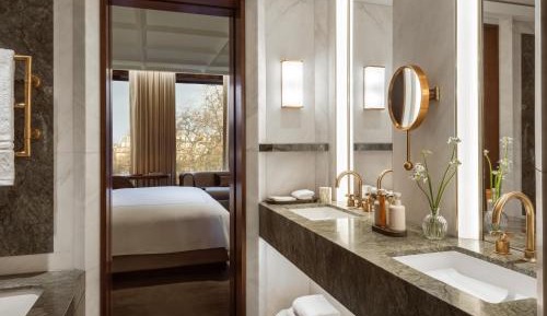 Mayfair Junior Suite King