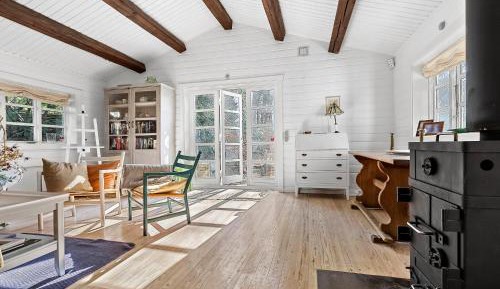 Three-Bedroom Vacation Home 