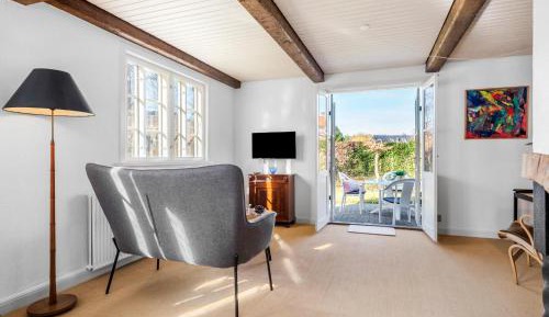 Two-Bedroom Holiday Home