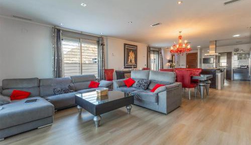Four-Bedroom Vacation Home