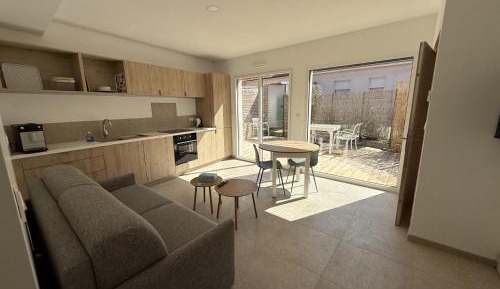 One-Bedroom Apartment with Terrace