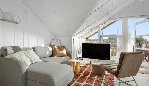 Three-Bedroom Vacation Home 