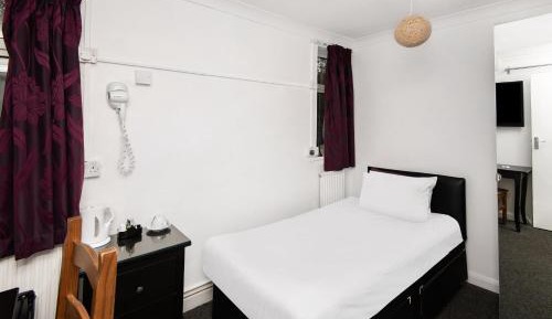 Standard Single Room with Shared Bathroom