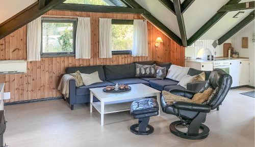 Three-Bedroom Vacation Home 