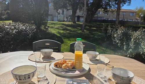 Apartment (4 Adults)