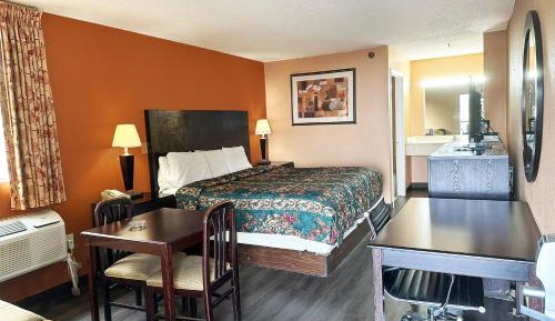 King Bed Suite Smoking