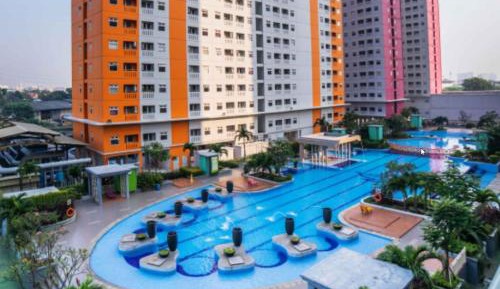 Two-Bedroom Apartment with Balcony