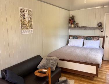 Queen Room with Garden View