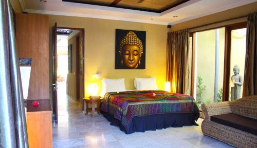 Two-Bedroom Apartment with Private Pool