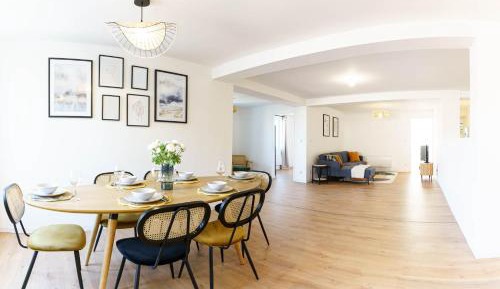 Three-Bedroom Apartment - High Floor