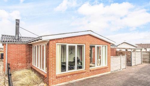 Three-Bedroom Vacation Home 