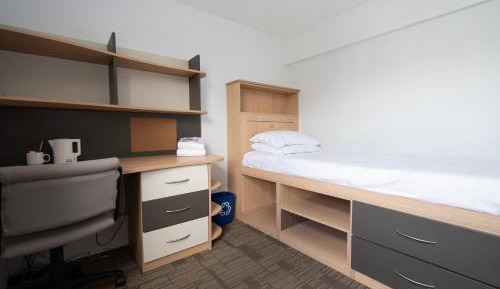 Single En-Suite Room  