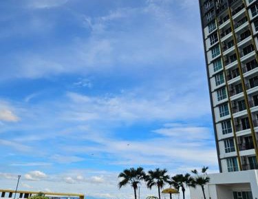 Three-Bedroom Apartment with Water View