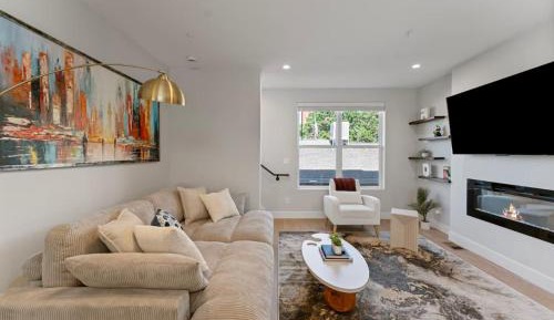 Three-Bedroom Townhouse