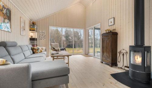Three-Bedroom Vacation Home 