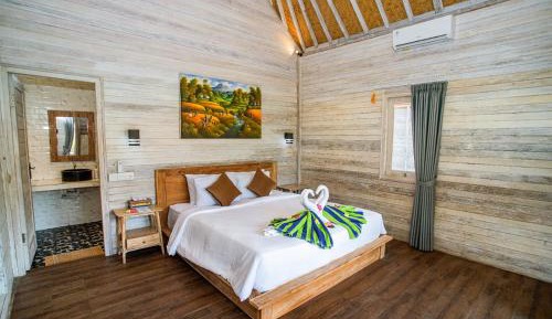 Double Room with Pool View