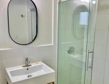 Deluxe Queen Room with Two Queen Beds