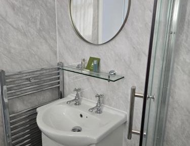 Single Room with Shared Bathroom