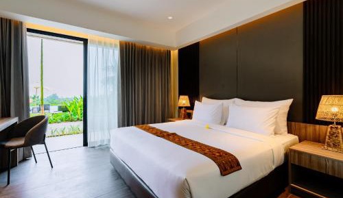 Deluxe Double or Twin Room