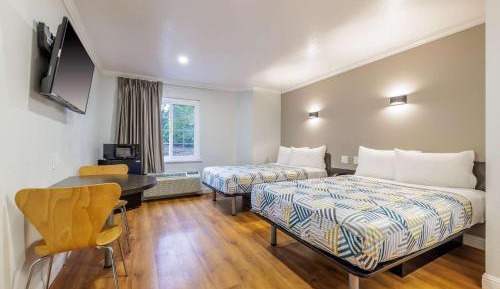 Quadruple Room - Non-Smoking