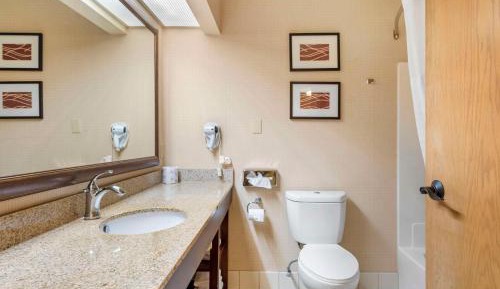 Superior Queen Suite with Two Queen Beds - Non-Smoking