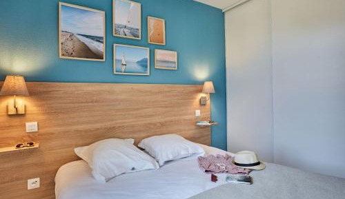 One-Bedroom Apartment (4 Adults)