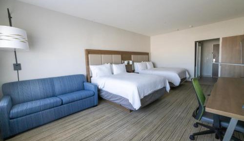Suite with Two Queen Beds and Accessible Roll-In Shower