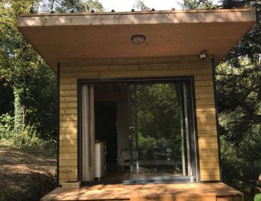 Bungalow with Garden View