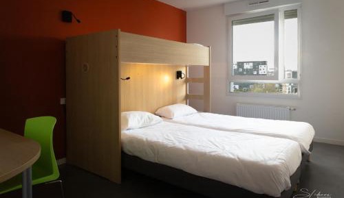 Triple Room with Private Bathroom