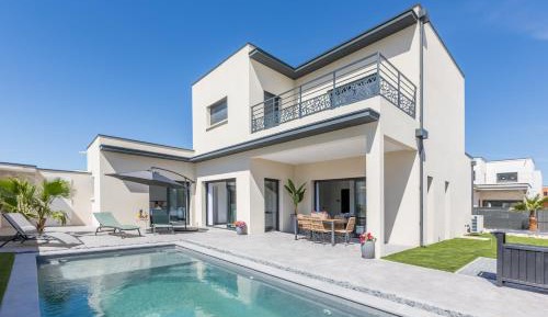 Villa with Private Pool