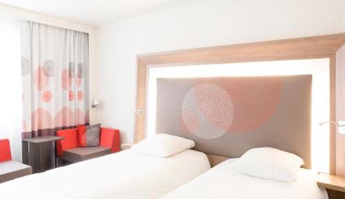 Superior Room with 2 Single Beds