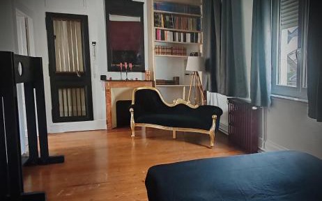 One-Bedroom Apartment - Non-Smoking