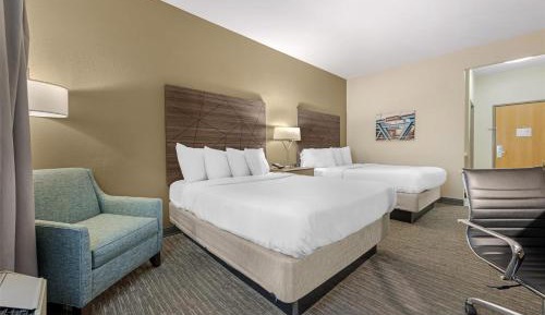 Queen Room with Two Queen Beds - Non-Smoking
