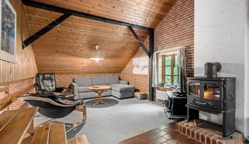 Six-Bedroom Holiday Home