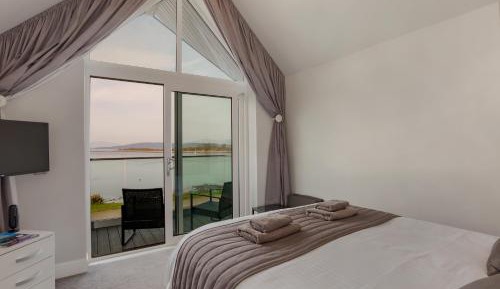 King Room with Balcony