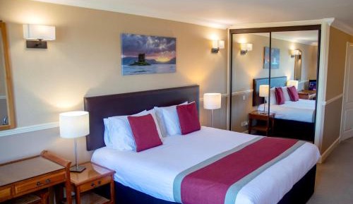 Admirals Ground Floor Sea View Room with Patio