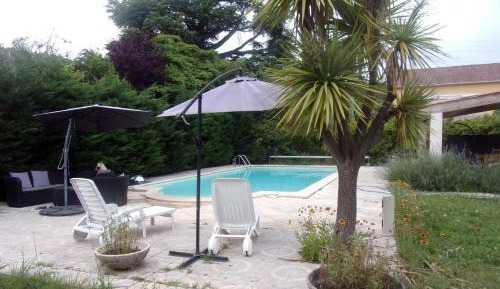 Two-Bedroom Deluxe Apartment with Garden View