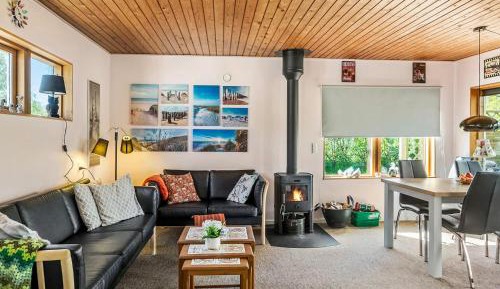Three-Bedroom Vacation Home 