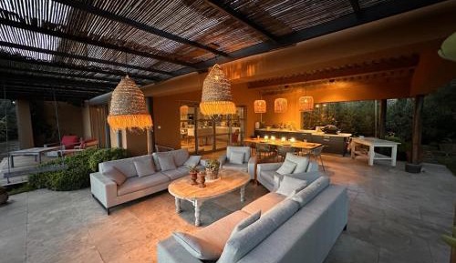 Deluxe Villa