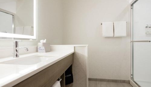 Twin Room - Mobility Access