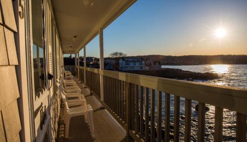 Standard Room with Two Double Beds