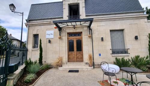 Deluxe Double Room with Shower