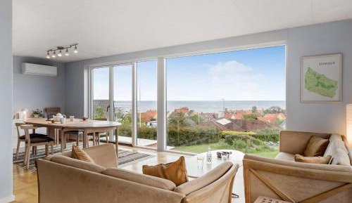 Three-Bedroom Vacation Home 