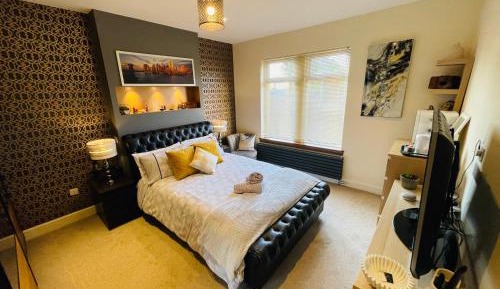 Double Room with Shared Bathroom