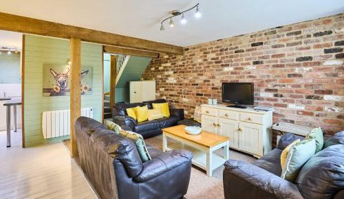 Three-Bedroom Vacation Home 