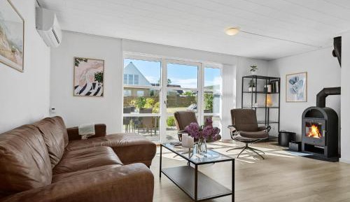 Three-Bedroom Vacation Home 