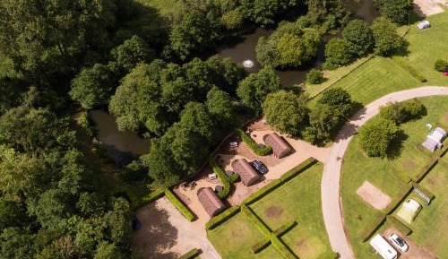 Apartment with Lake View