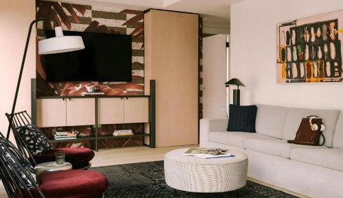 Penthouse Suite